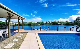 Waterfront Sunset Apartment Nadi